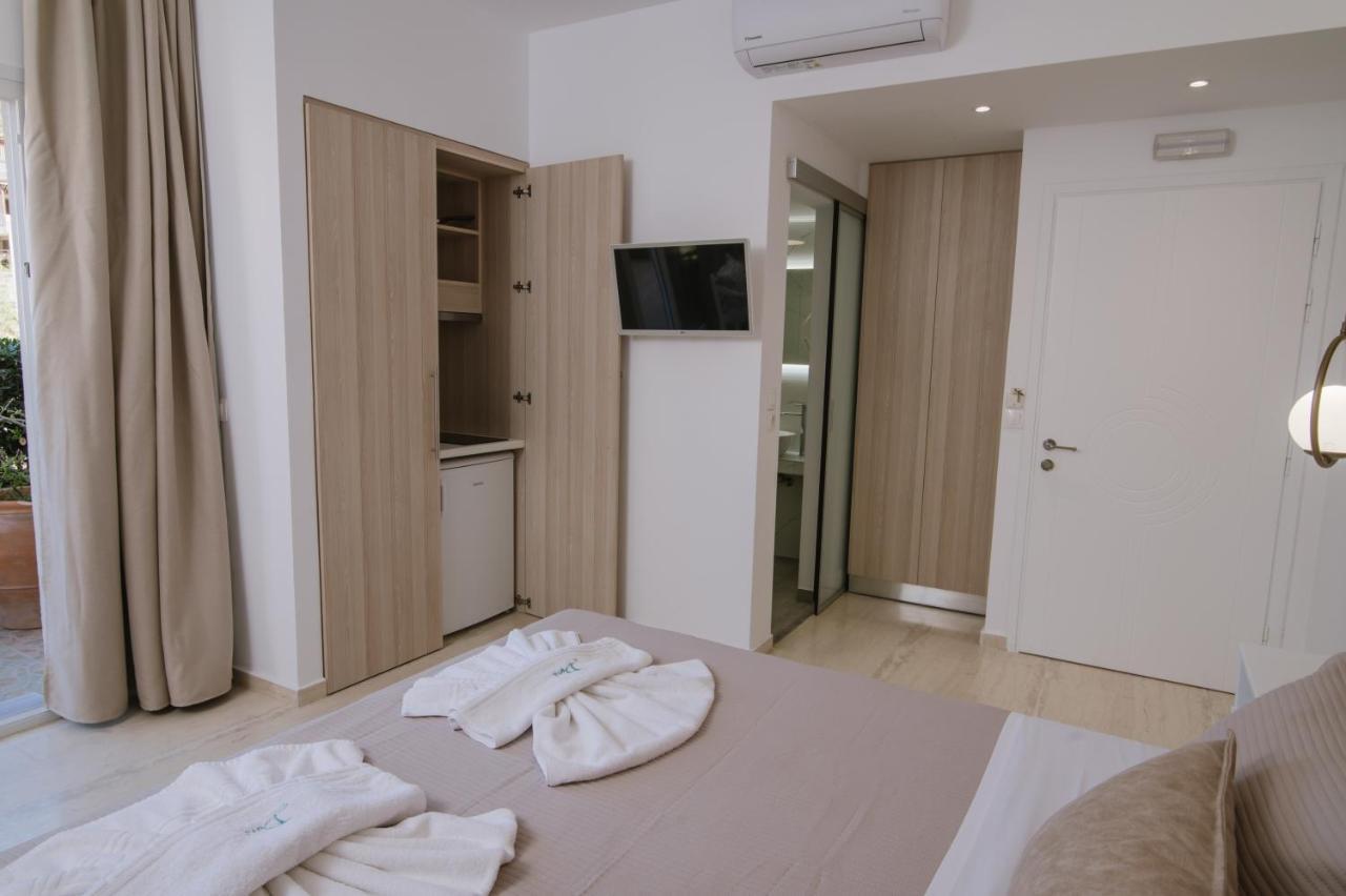 Dora Apartments Agia Pelagia  Bagian luar foto