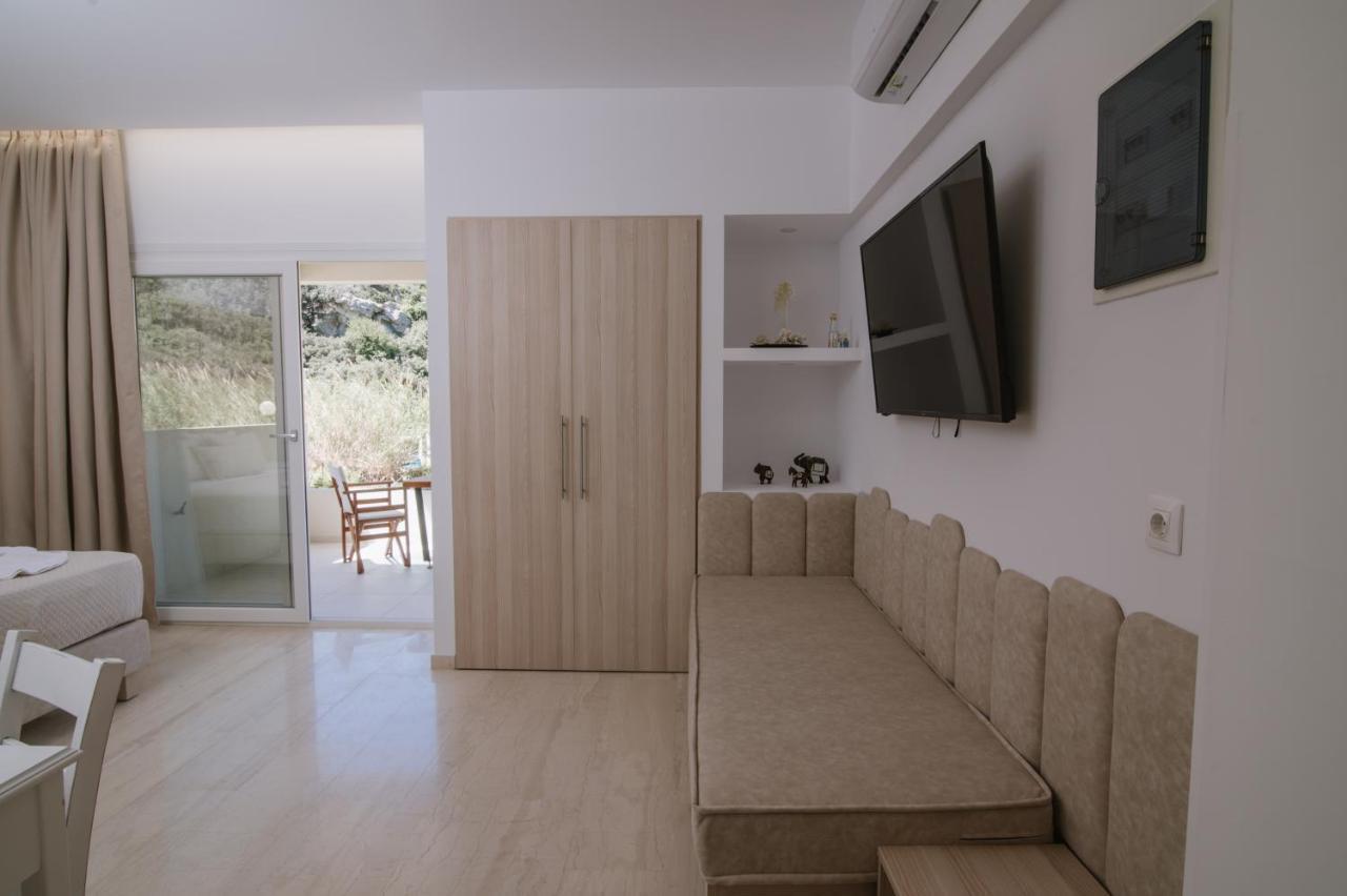 Dora Apartments Agia Pelagia  Bagian luar foto