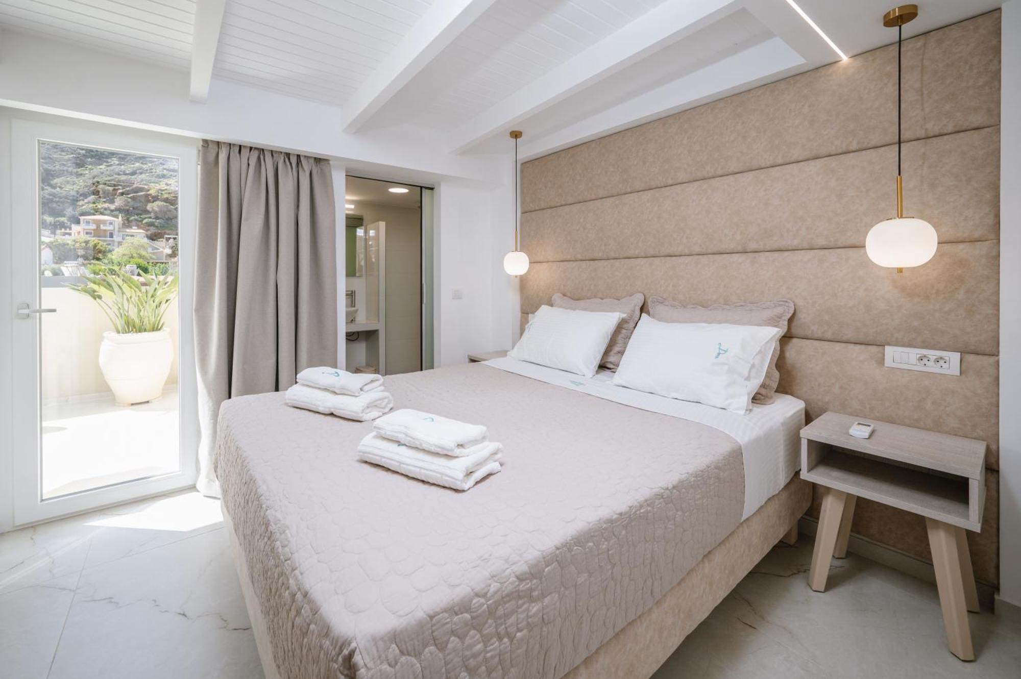 Dora Apartments Agia Pelagia  Bagian luar foto