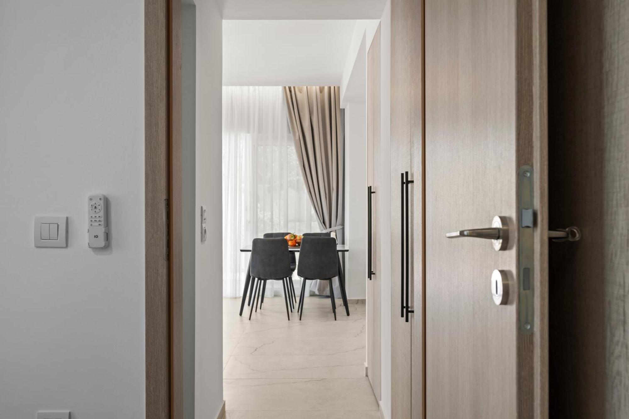 Dora Apartments Agia Pelagia  Bagian luar foto